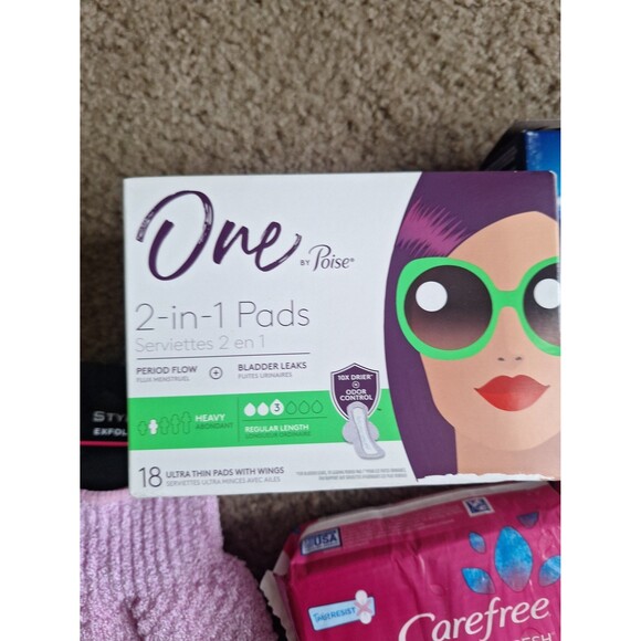 $49 Personal Hygiene Pack:Tampax, Carefree, One by Poise,Soleil Bella Bic,Gloves - Picture 2 of 7
